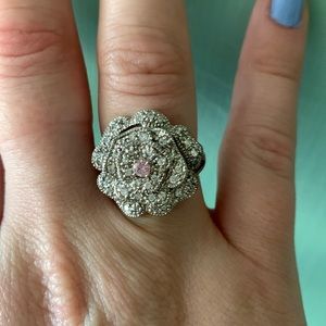 Diamonique Sterling Silver Flower Ring. 🌸